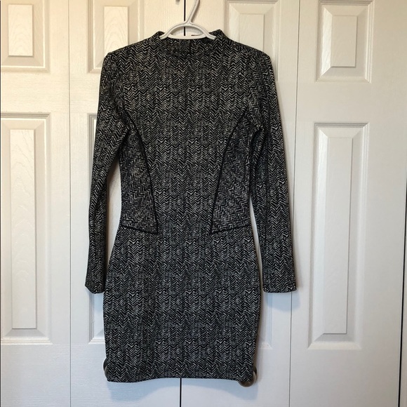 Dress - Picture 1 of 3